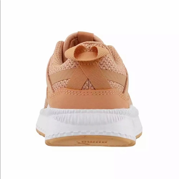 Puma shoes - Picture 3 of 5